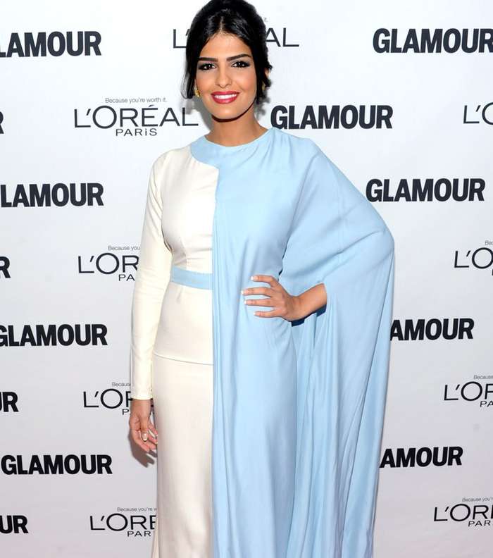 أميرة الطويل تختار أجمل موديلات الفساتين الطويلة