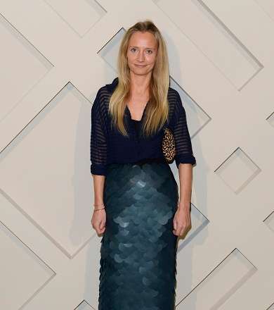 Martha Ward تتميّز خلال حفل Burberry