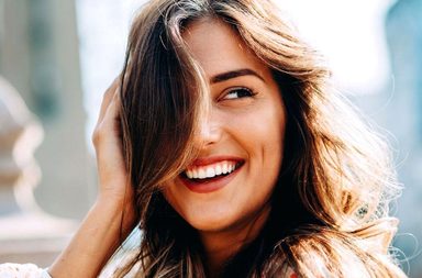 طريقة صبغ الشعر اشقر رمادي وثلجي وبلاتيني