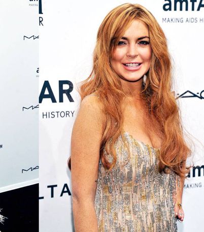 أسوأ فساتين ليندسي لوهان Lindsay Lohan