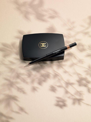 les-fleurs-d'ete-chanel-summer-eyeliner-06-05-2011