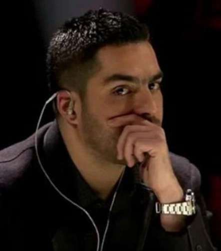 من الأمور التي تلفت السيدات في إطلالة حسن الشافعي هي الساعة