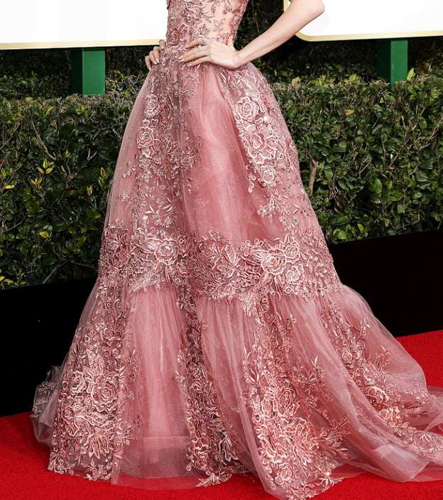 صور اجمل فساتين دانتيل مستوحاة من النجمات