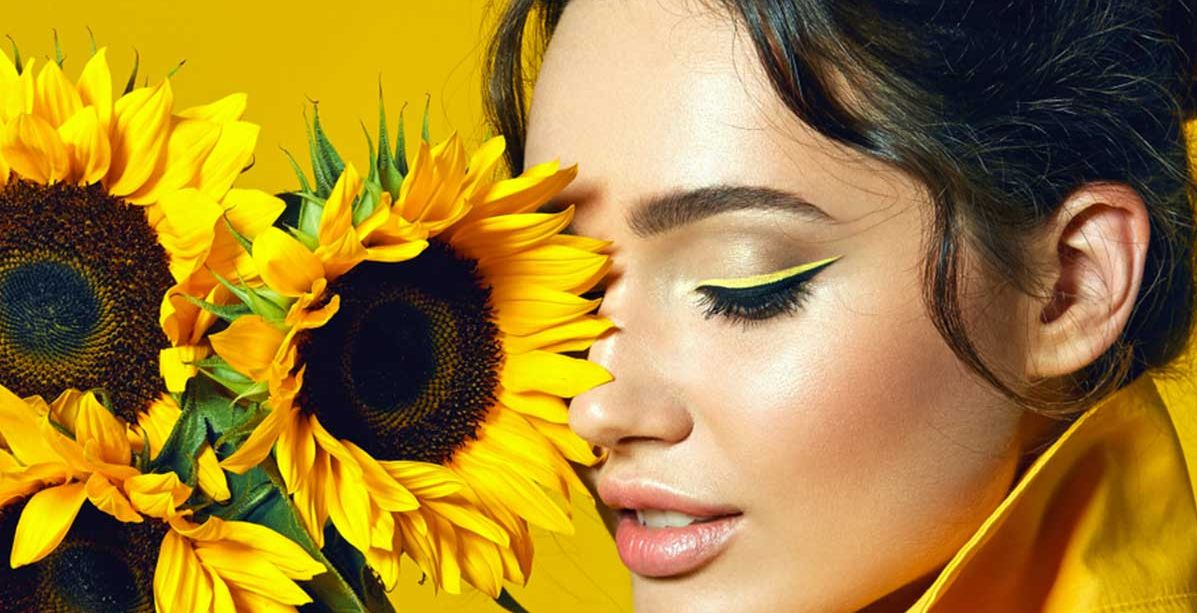 اشياء تساعد برسم ايلاينر مجنح مثالي في دقيقة