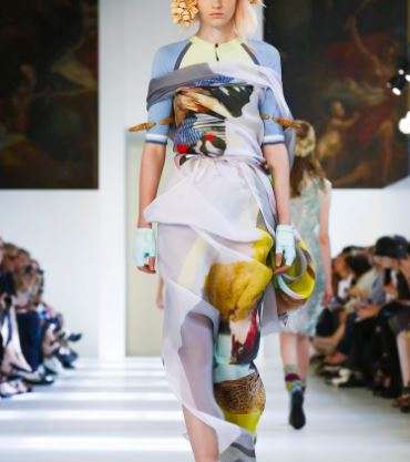 احصلي على اطلالات حيوية وغريبة مع تصاميم Maison Martin Margiela  الجديدة