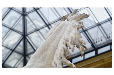 شاهدي مباشرة من باريس عرض ازياء لويس فويتون Louis Vuitton لشتاء 2018