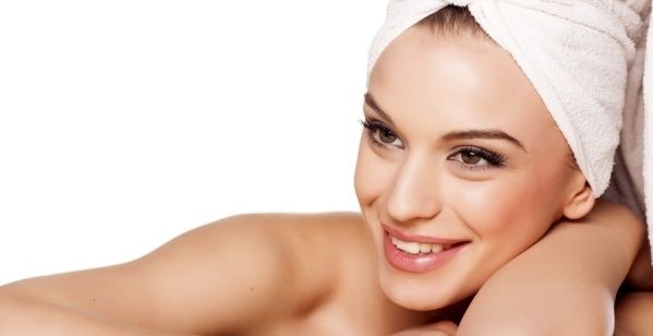 خلطات لتجاعيد العينين بمكونات طبيعية