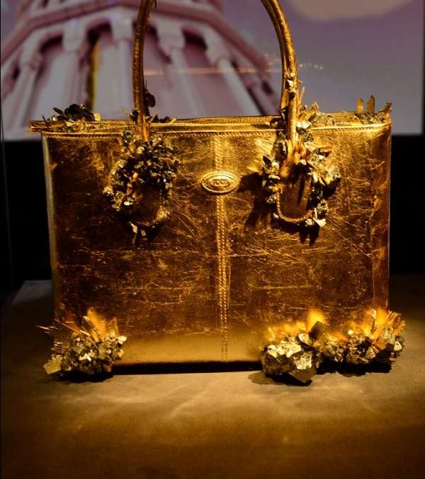 حقيبة ذهبية من تودز