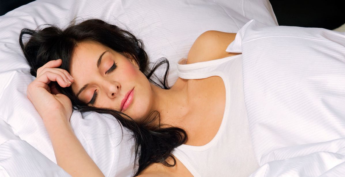 دراسة: هذه هي وضعية النوم الافضل أثناء الدورة الشهرية!