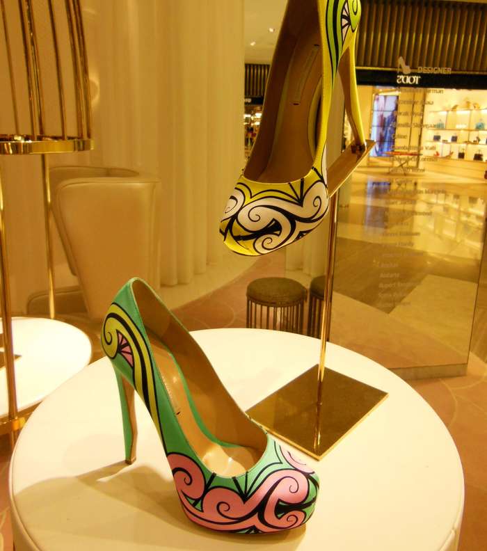 اجمل تصاميم الأحذية من نيكولاس كيركوود