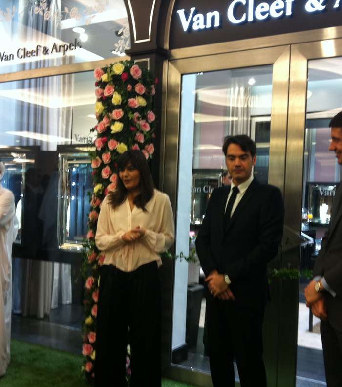 Van Cleef & Arpels في مول الامارات