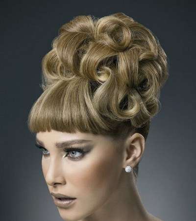 غرّة الجبين القصيرة عصرية ورائجة في الموسم المقبل