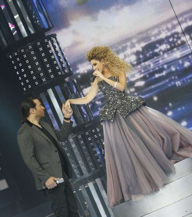 فستان ميريام فارس في برنامج Celebrity Duets
