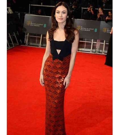 من حفل الـ BAFTA،إليك إطلالة Olga Kurylenko