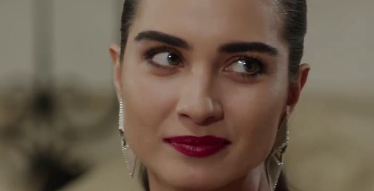 هل تخلّت توبا بويوكوستن عن حبيبها؟