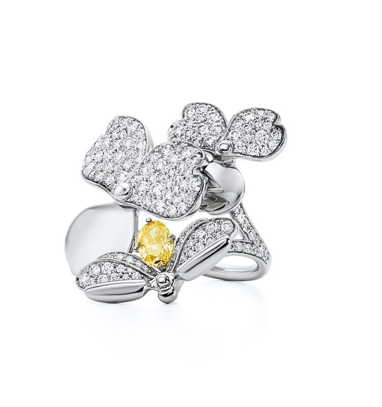 خاتم ماسي رائع من تيفاني أند كو من مجموعة Paper flowers