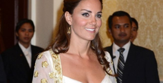 كيت تكسر العادات والتقاليد