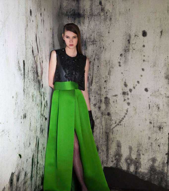من اجمل فساتين باسيل سودا، هذا الفستان من مجموعة شتاء 2014-2015