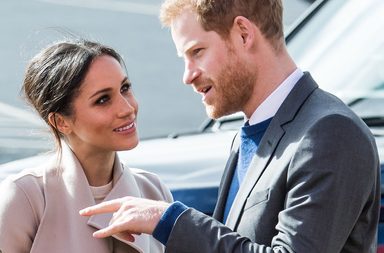 مناسبة اجتماعية تشغل اهتمام الامير هاري وتنسيه عيد ميلاد زوجته!