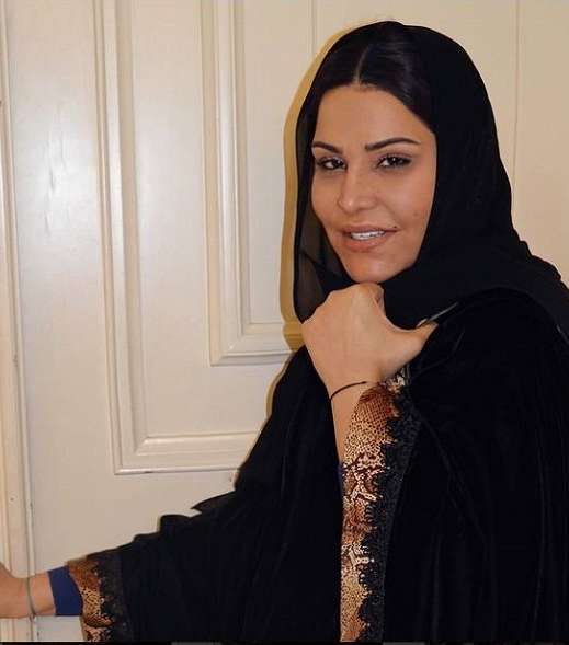صور احلام بدون مكياج