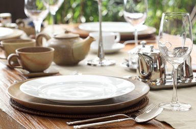 لتزيين الطاولة إتيكيت يجب احترامها.. فما هي؟