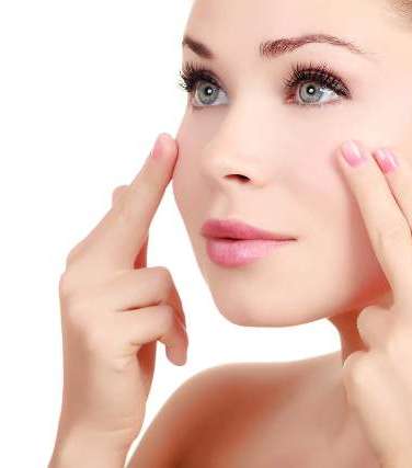 طرق علاج تجاعيد العين | خلطات للتخلص من تجاعيد حول العين