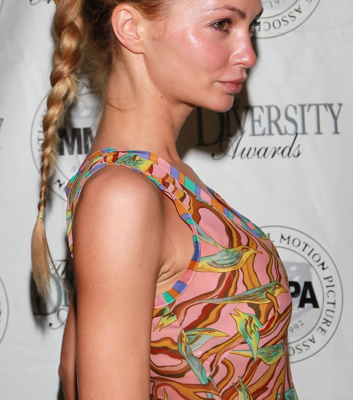 تسريحات شعر بسيطة وسهلة للبيت