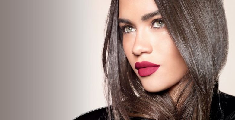 خصائص بودرة لورا مارسيه الشفافه