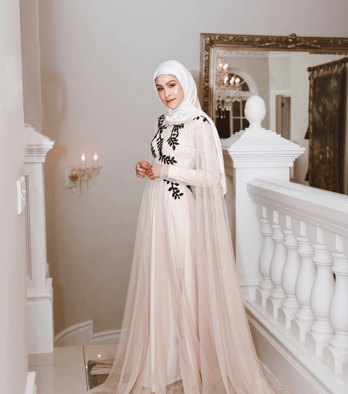 صور اروع فساتين انستقرام محجبات