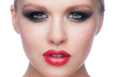 بالصور أدوات ماكياج الشفاه الأومبري