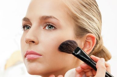 خصائص بودرة لورا مارسيه