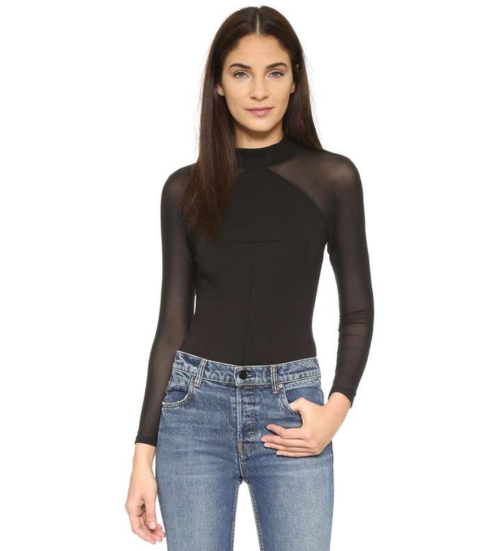 موضة الـ Bodysuit بقصات مختلفة وطرق لتنسيقه