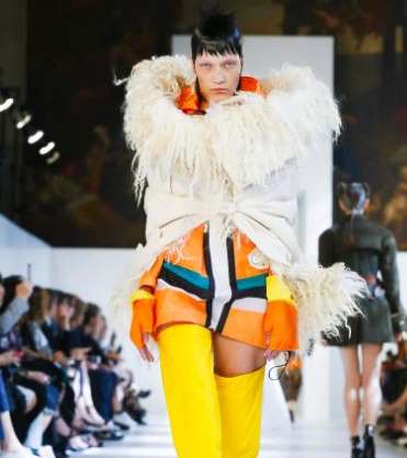 من اسبوع الازياء الراقية الباريسي، اليك ابرز الاطلالات من توقيع Maison Martin Margiela