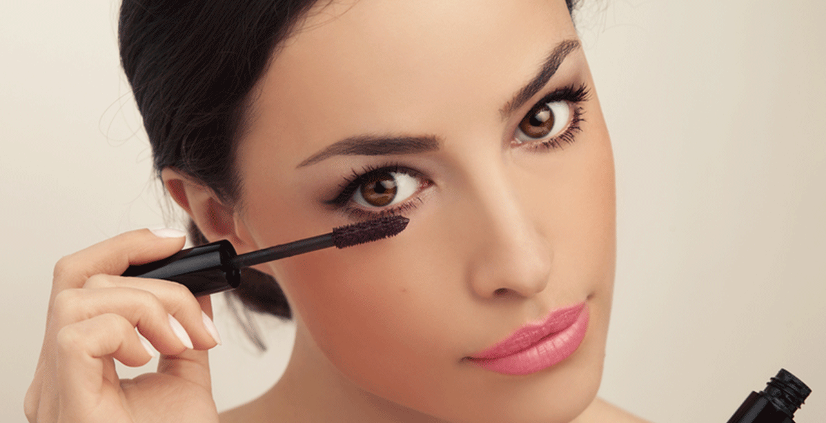 حيل ماسكارا تجهلينها لرموش آسرة 