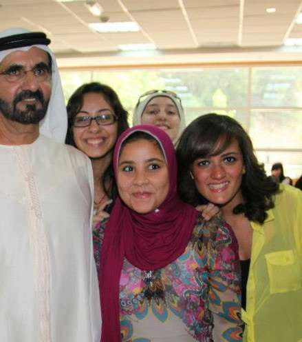  الشيخ محمد بن راشد يزور الجامعة الأميركية في دبي 