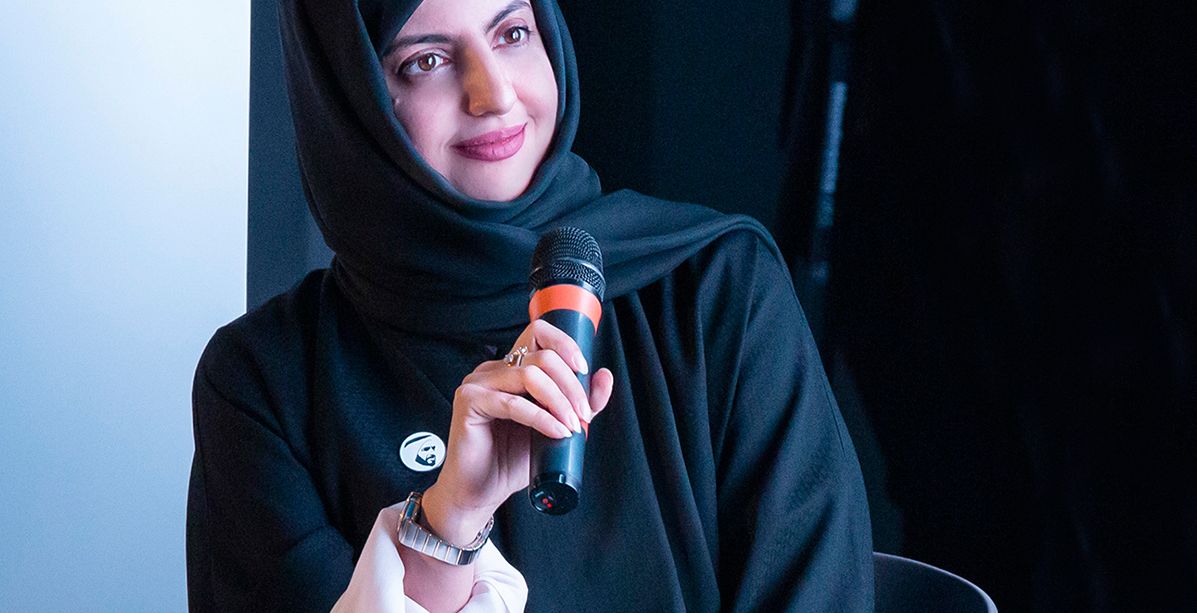 المهندسة والخطاطة الاماراتية مريم البلوشي