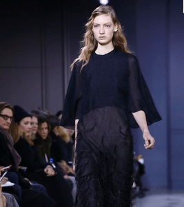 موضة التنورة بالريش من Jason wu