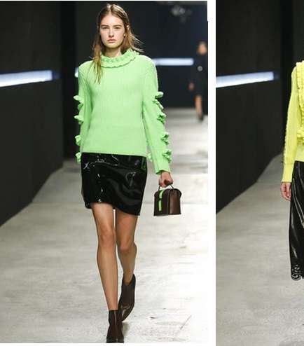 من مجموعة Christopher Kane، إليك الكنزات الملوّنة لشتاء 2015