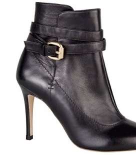 أجمل الأحذية، اخترناها لكِ من مجموعة كارولينا هيريرا لشتاء 2012