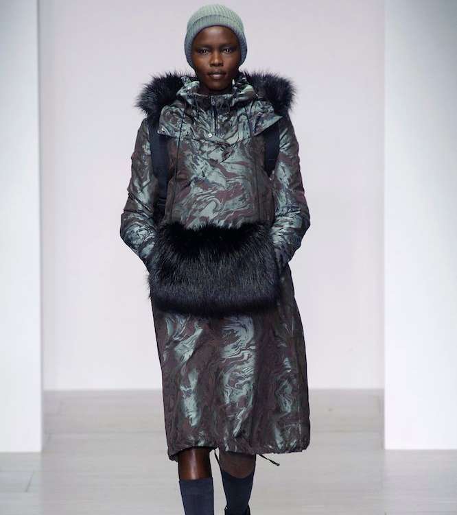 من صيحات موضة شتاء 2015، إعتمدي موضة جيوب الفرو