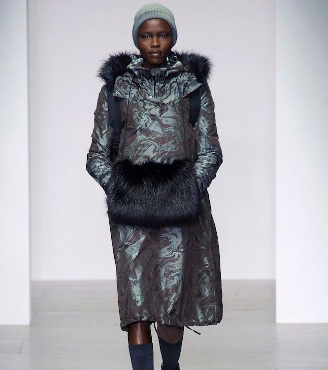 من صيحات موضة شتاء 2015، إعتمدي موضة جيوب الفرو