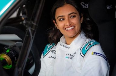 إنجاز عالمي جديد لسائقة الفورمولا 1 السعودية ريما الجفالي