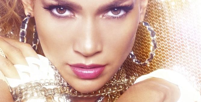 جنيفر لوبيز تحيي اليوم حفلها الأول في المنطقة في دبي