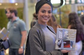 Lexy Cosmetics يطلق طلاء أظافر من الذهب في بيروت