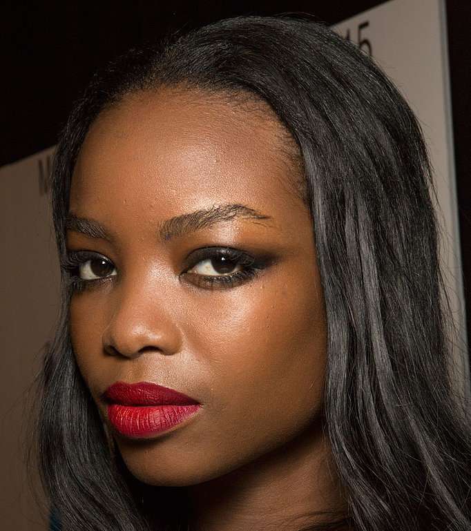 ماكياج متكامل مع Monique Lhuillier