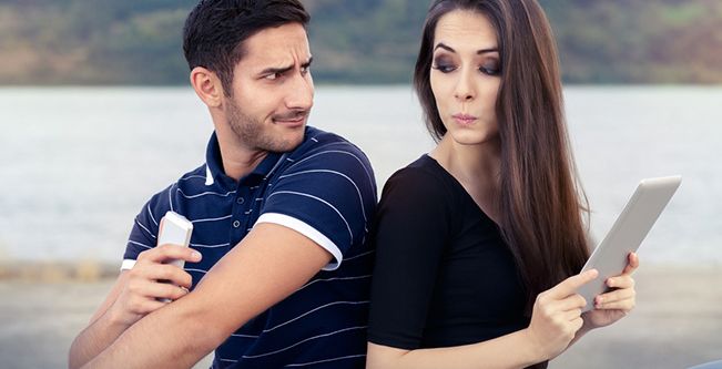 أسرار إياك والبوح بها إلى الشريك!