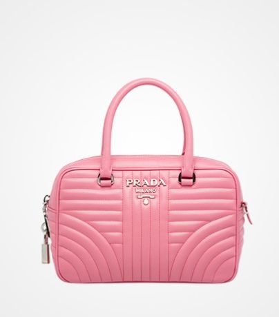 شنط برادا 2018 بالموديلات