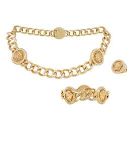 تعرفي على آخر صيحات الموضة مع مجموعة مجوهرات Iconic Limited Edition الجديدة من دار Versace