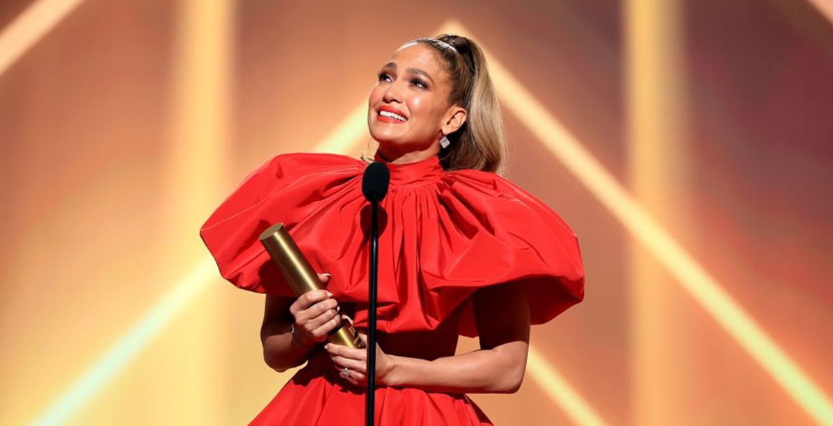 اطلالات النجمات في حفل Peoples Choice Awards