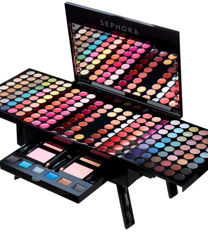 علبة الماكياج Palette makeup studio من سيفورا